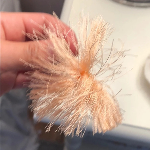 Pink tassel earrings - Picture 3 of 3